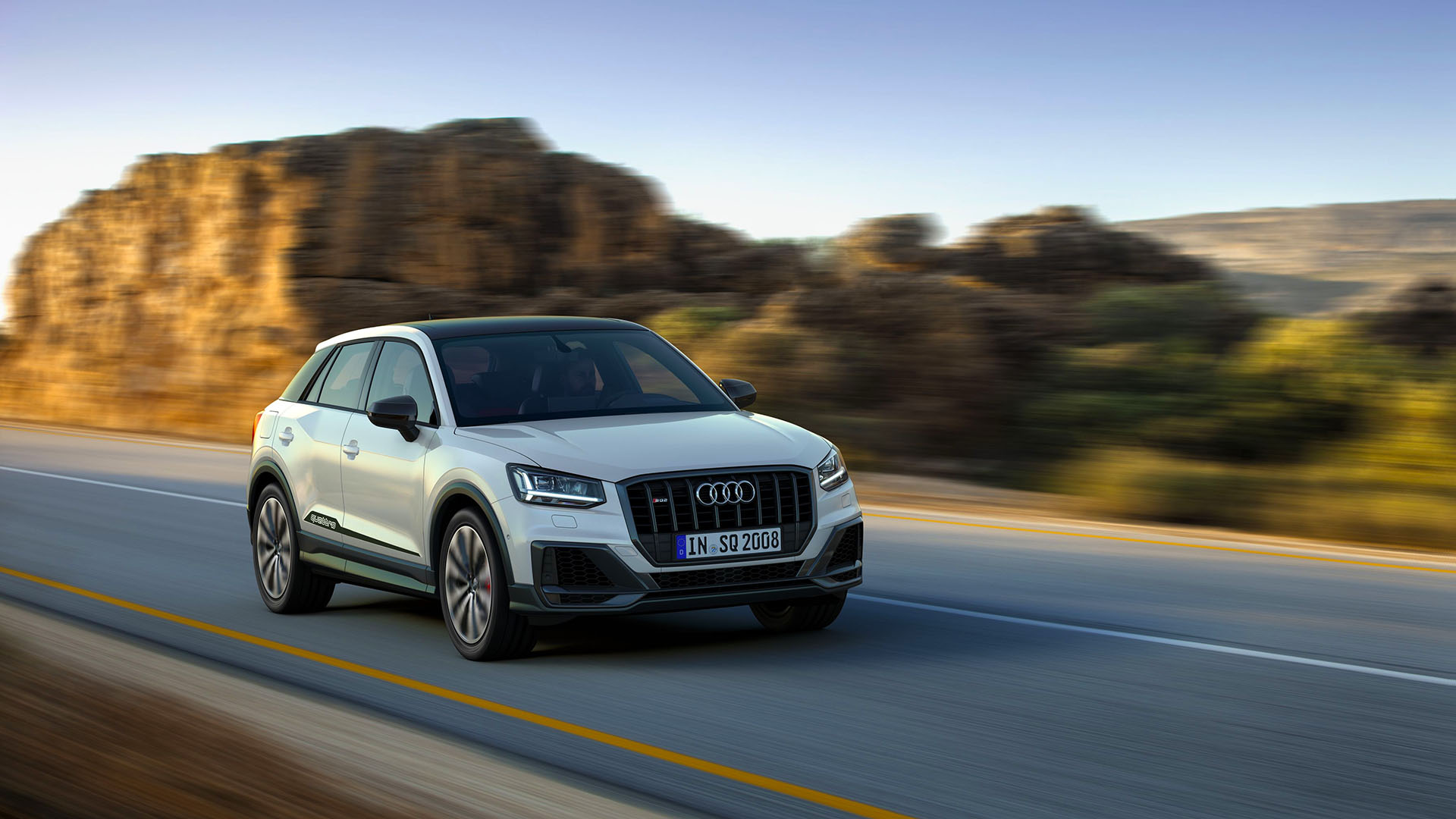 Mercedes-Benz GLC 63 S Coupé, Audi SQ2, Nissan Leaf 62 kWh